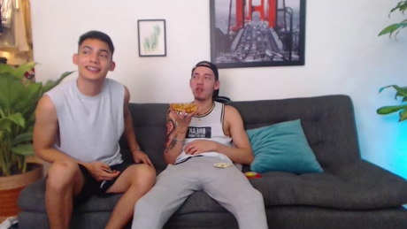 fratguysonline  10-03-2022